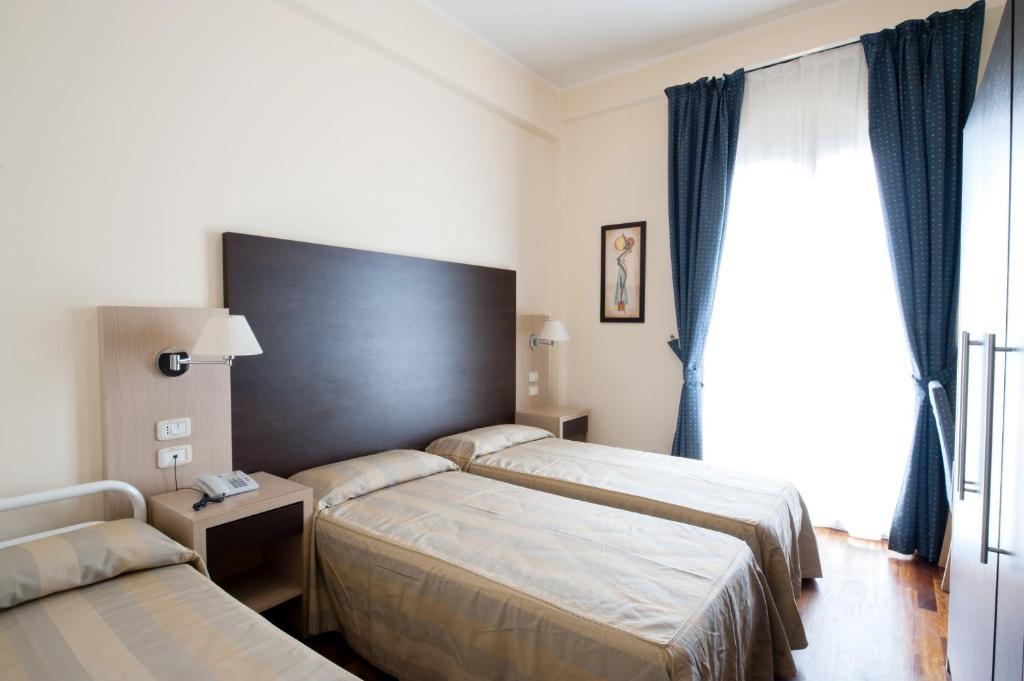 Hotel Royal Pesaro Ruang foto